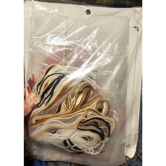 1996 Bucilla HERE COMES SANTA - Plastic Canvas Kit Set 4 Coasters Chimney Holder - Picture 4 of 4